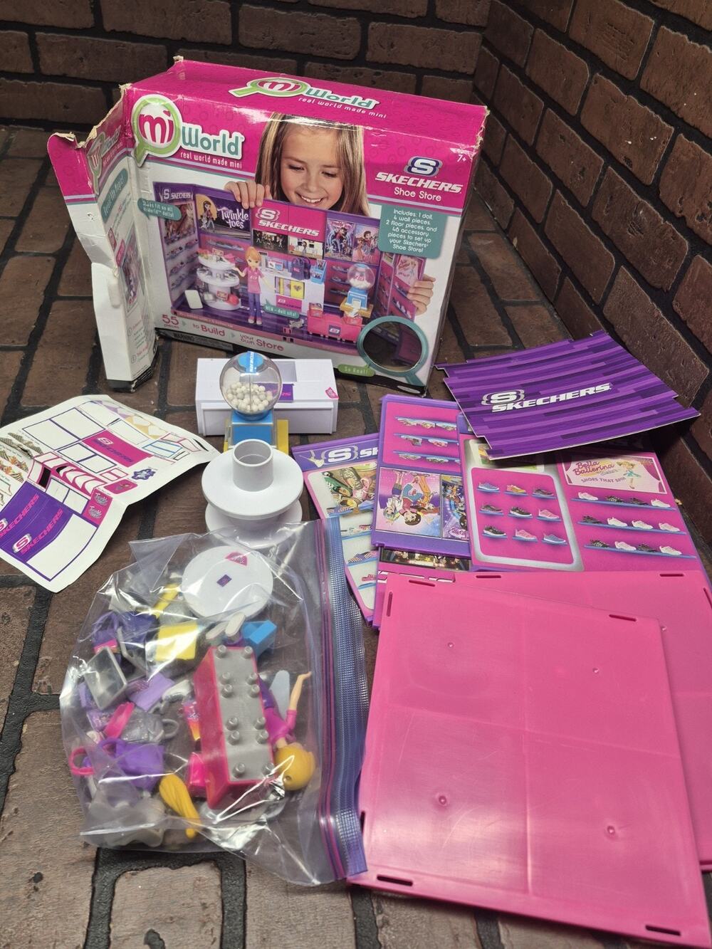 Mi World Sketchers Shoe Store Jakks